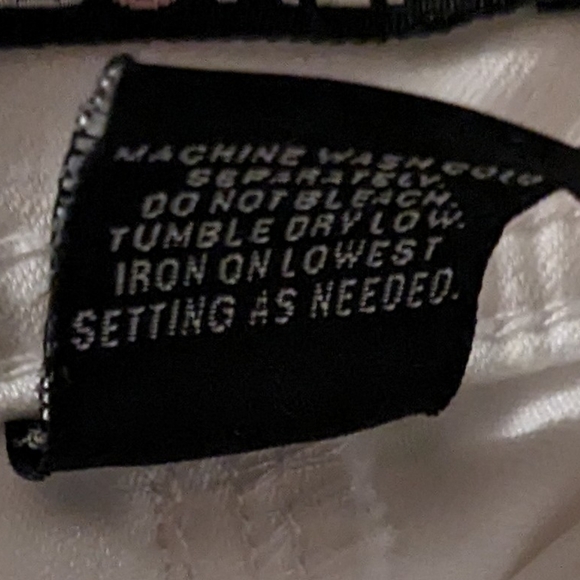 Roz & Ali White Denim Ankle Pants Sz. 14P - Picture 11 of 13